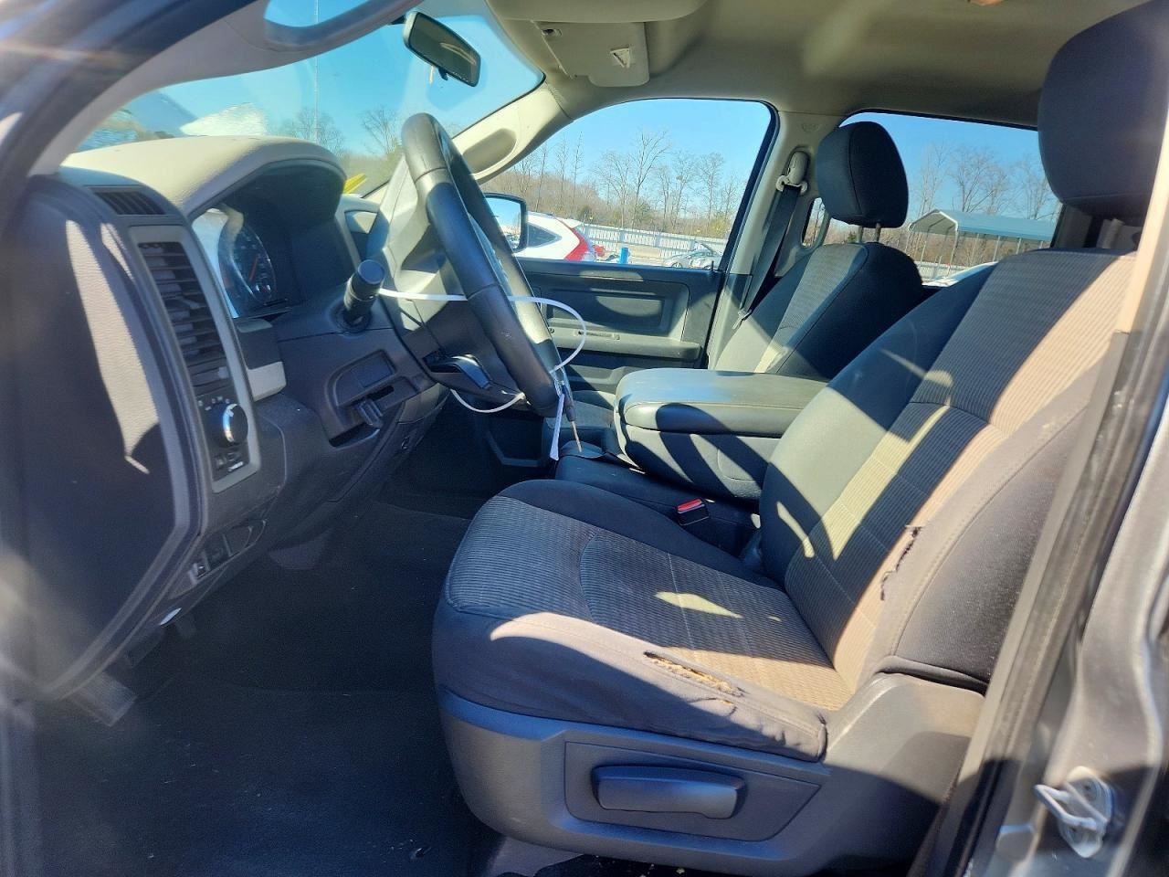 TDODR1500 2011 Glove Box 5013752