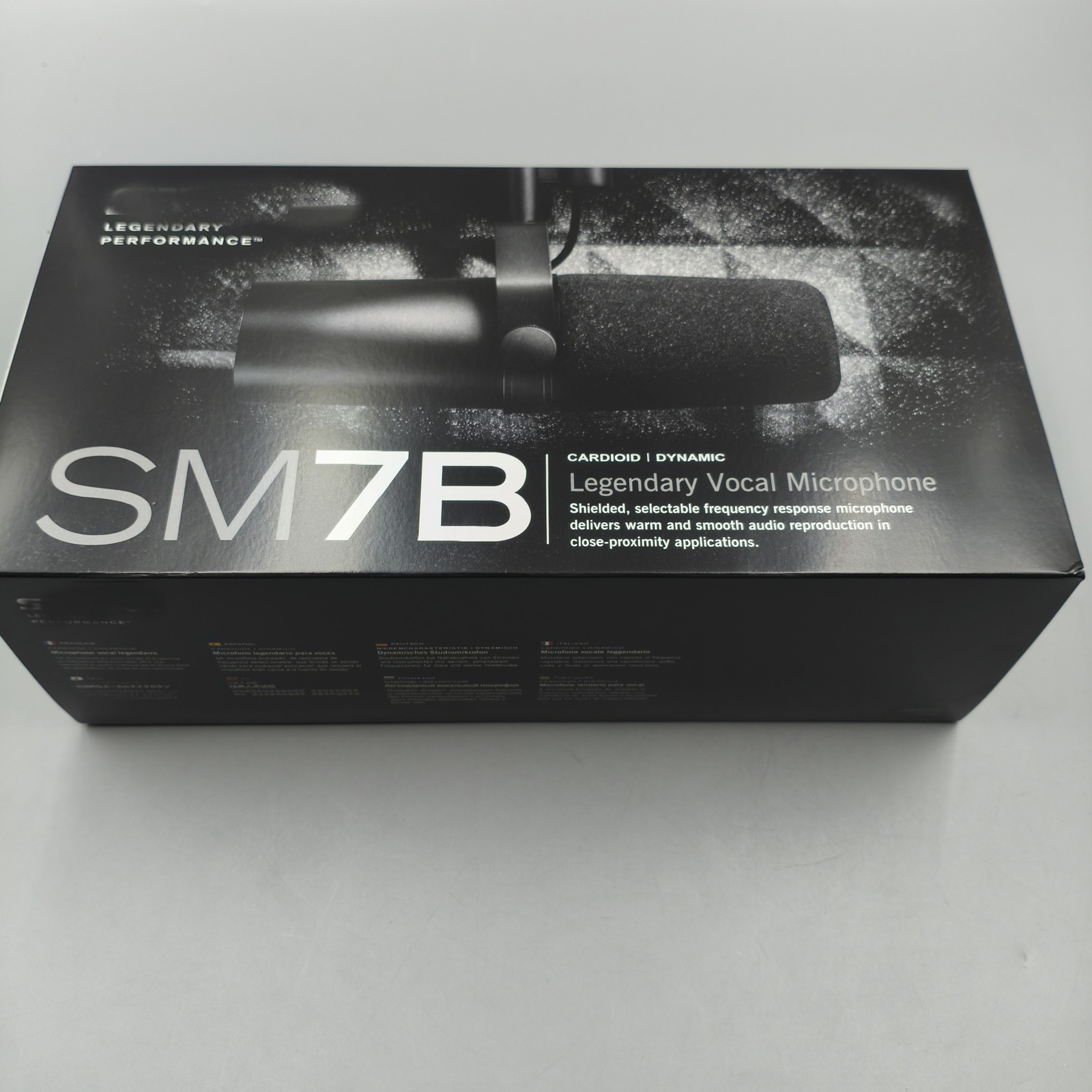 SM7B Cardioid Dynamic Vocal Microphone NEW  SEALED IN BOX FAST SHIPPING