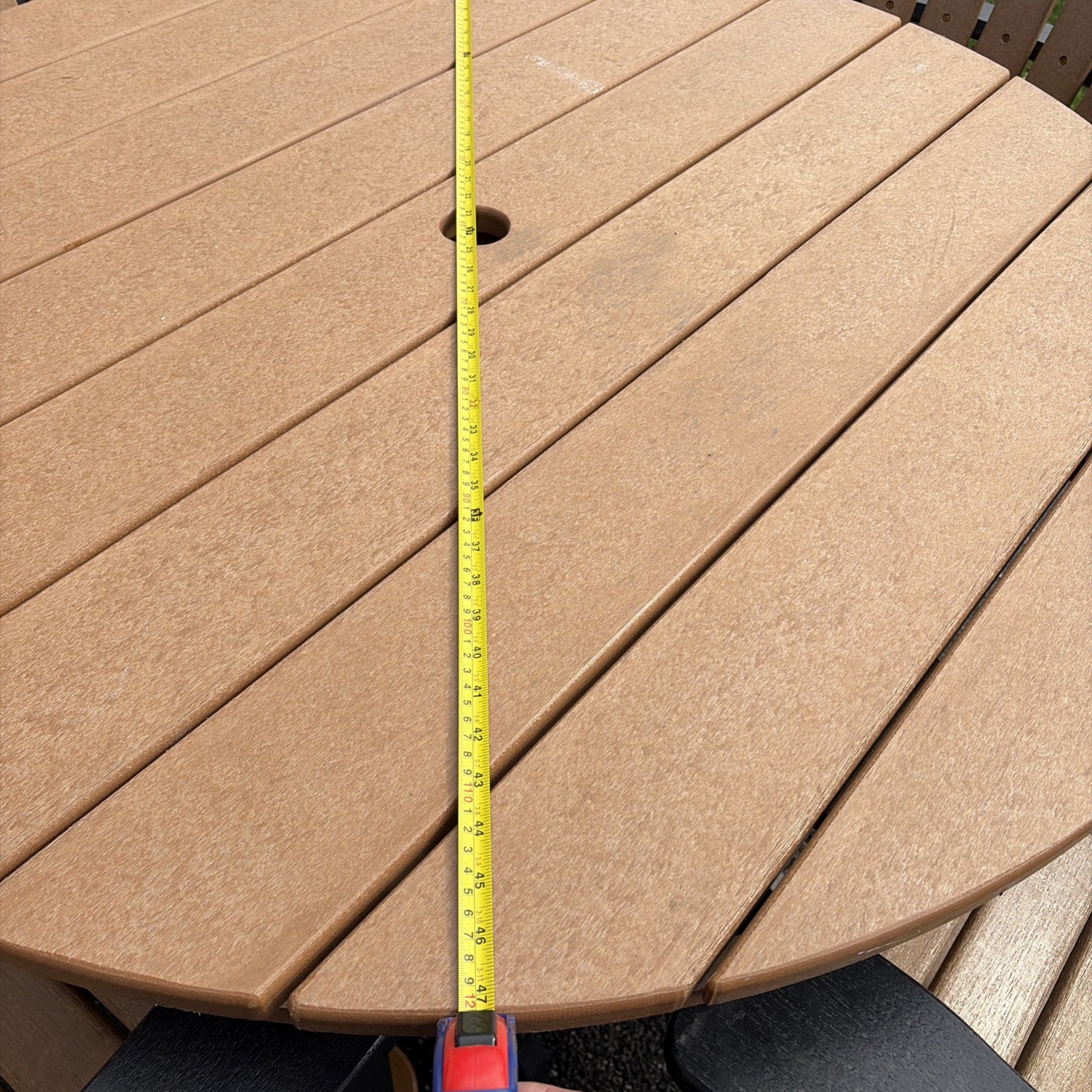 Breezes Counter Height Outdoor Table And 4 Chairs