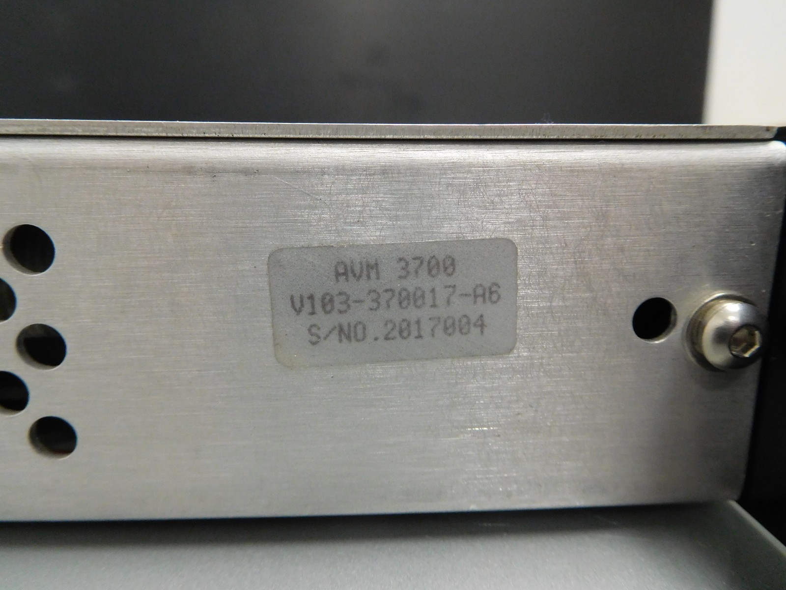 Advent Communications AVM 3700 Modulator
