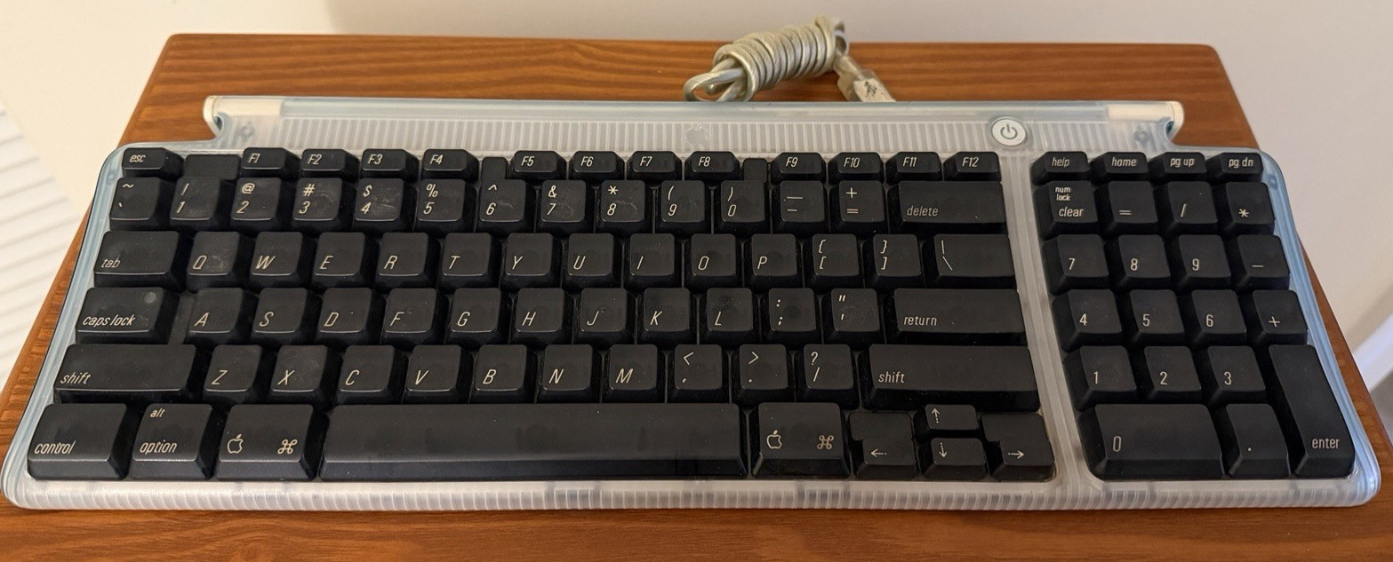 Vintage Apple M2452 2-Port USB Wired Keyboard Teal Blue Translucent, WORKS