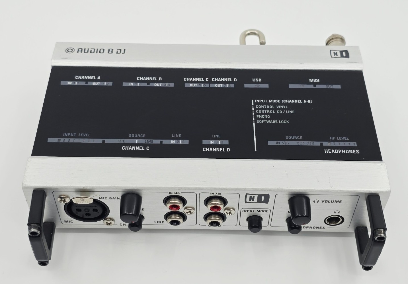 Native Instruments Audio 8 DJ Black Silver 24-Bit High-End Audio Interface