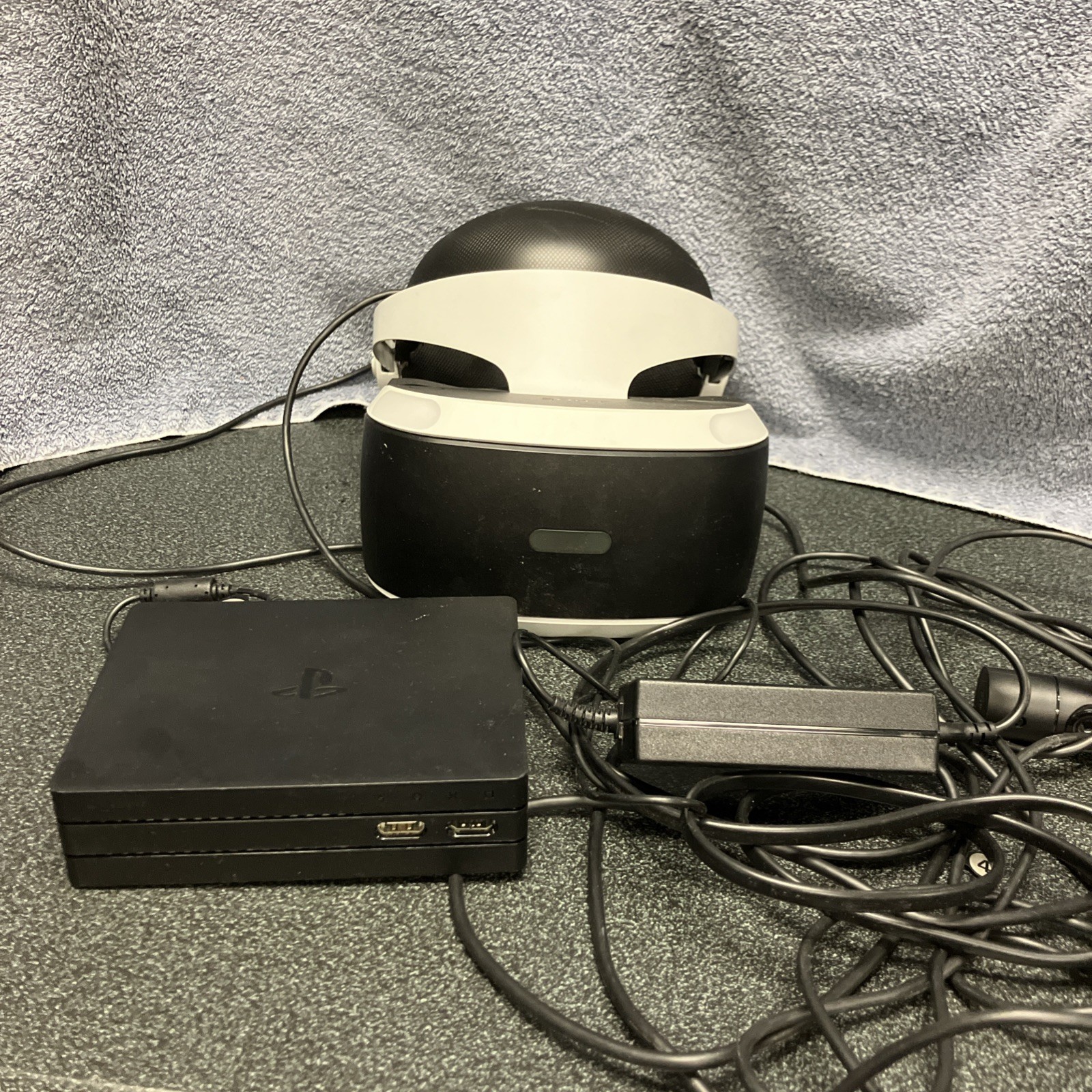 Sony PlayStation VR PSVR CUH-ZVR2 Headset w/ Processor Unit & Camera