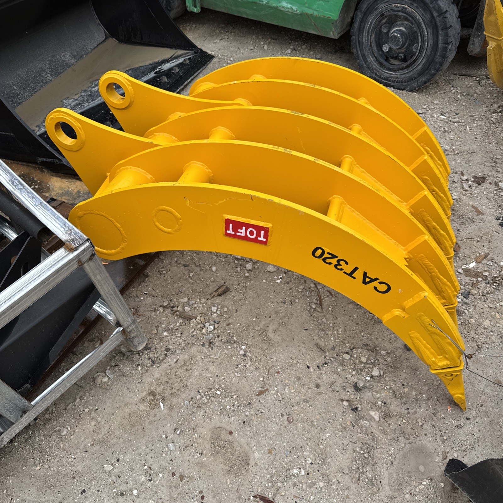 Cat 320 Excavator 40 Inch Root Rake 80 Mm Pins New
