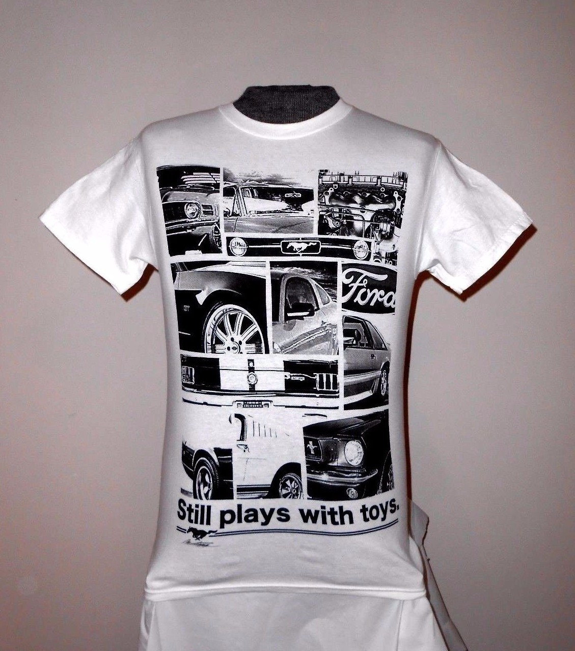 NEW FORD MUSTANG "Still plays with toys" T-SHIRT SM *L@@K* FORD MUSTANG NWOT