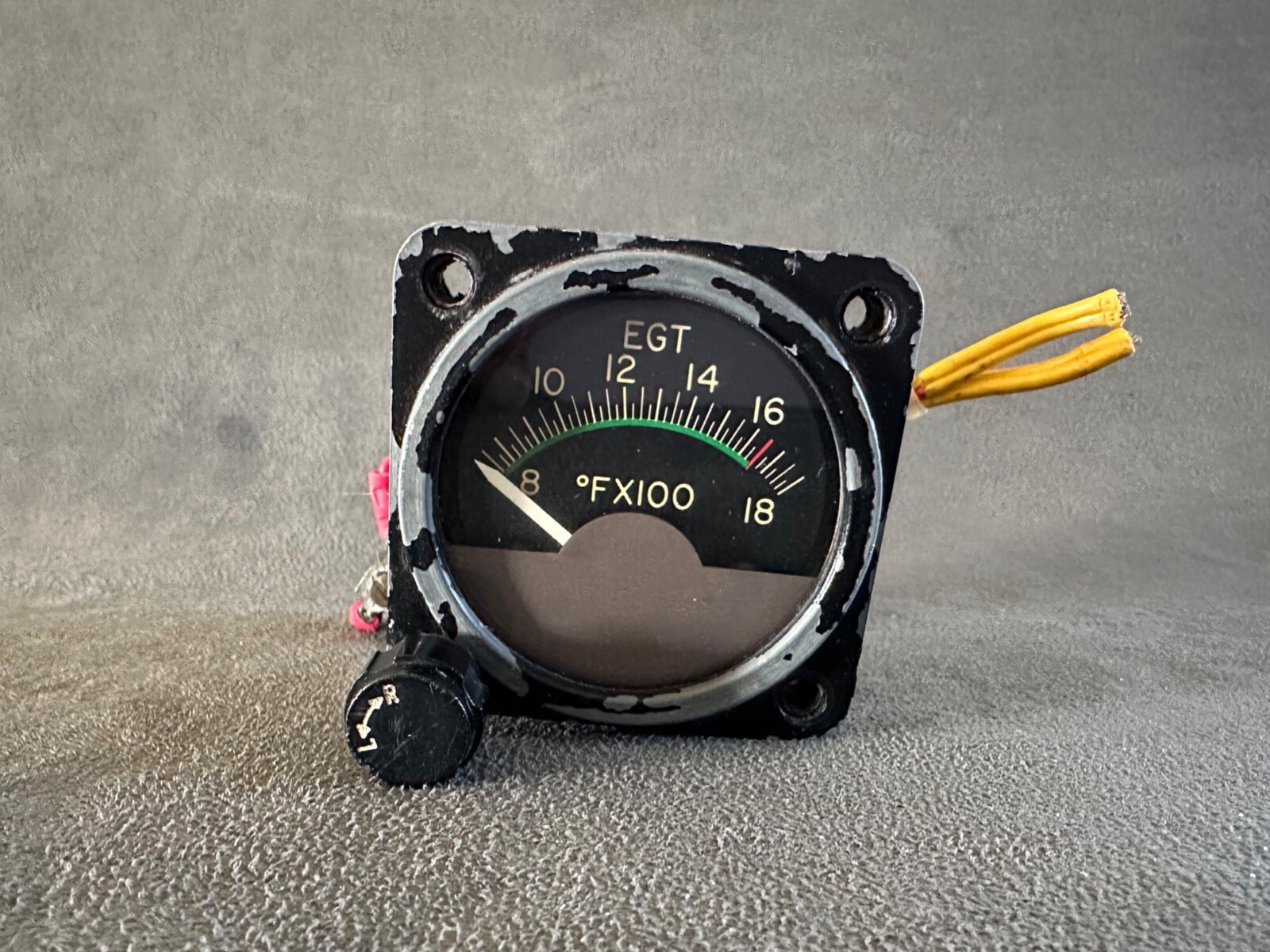 Castleberry EGT Indicator With Left Right Bank Switch P/N R-10-ST (49B902)