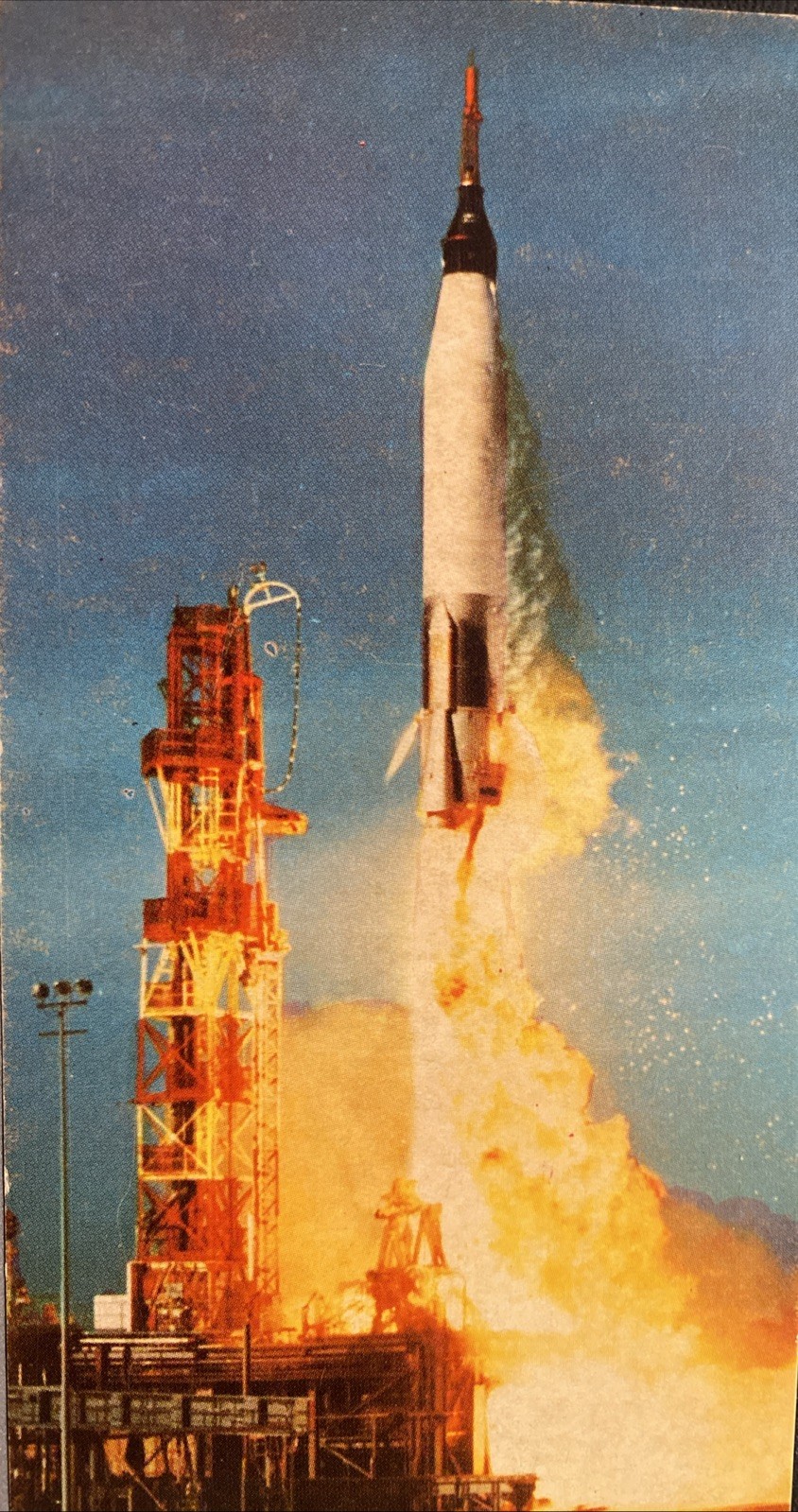 MERCURY JOHN GLENN BLASTOFF COLOR POSTCARD-LIKE FEBRUARY 20, 1962 GELLES-WIDMER