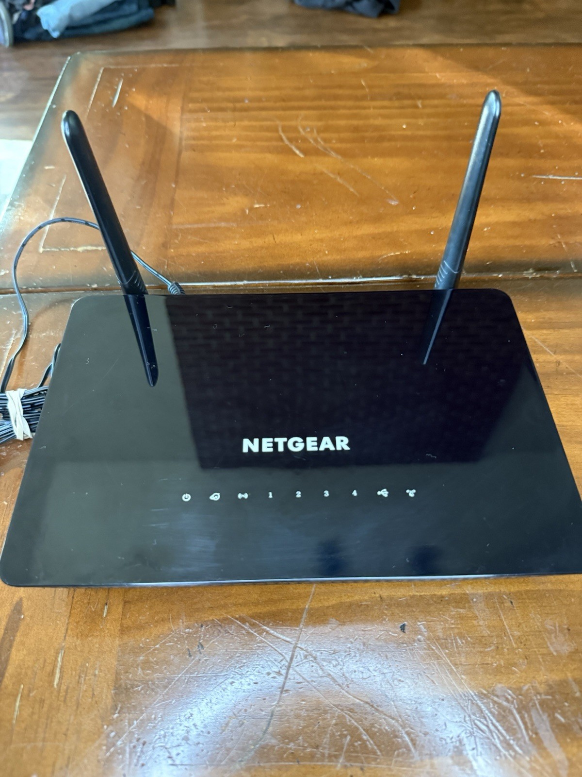 NETGEAR AC1200 Smart WiFi Router R6220-100NAS Dual Band