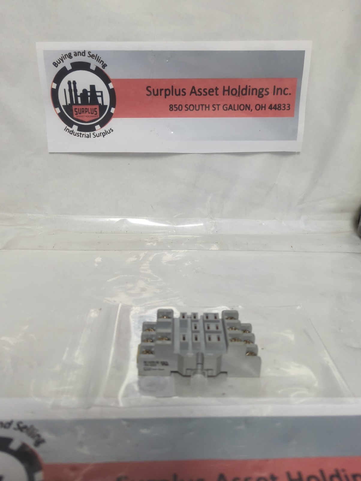 GW EAGLE SIGNAL,60-SR3B-05,RELAY SOCKET BASE 10A 300V NOS