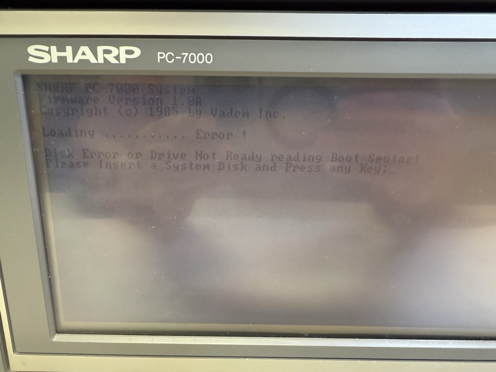 VINTAGE SHARP ELECTRONICS PC-7000 PERSONAL COMPUTER AS IS NEEDS REPAIR