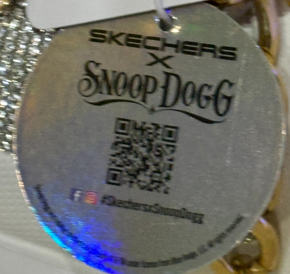 Women's Snoop Dogg Skechers Arch Fit Footsteps - Rolling N Gold Clog Sandals