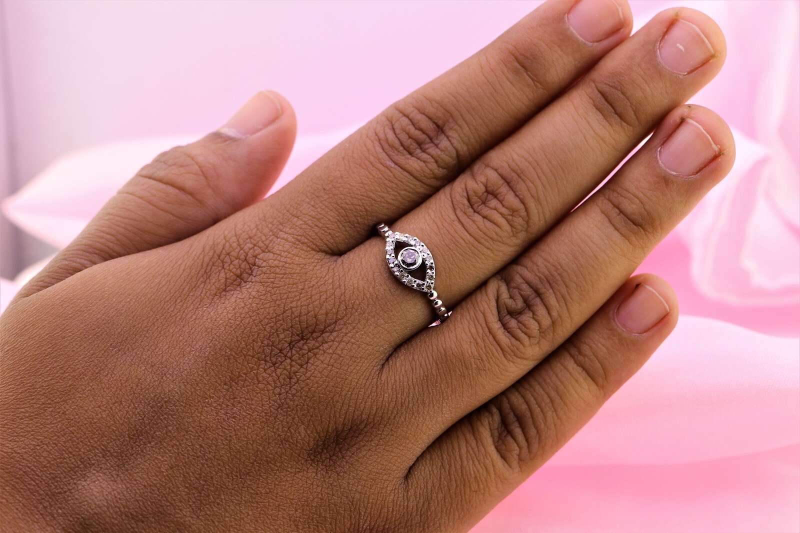 Round Cut Eye Shape Wedding Ring Salt And Pepper Moissanite Ring In S925 Silver