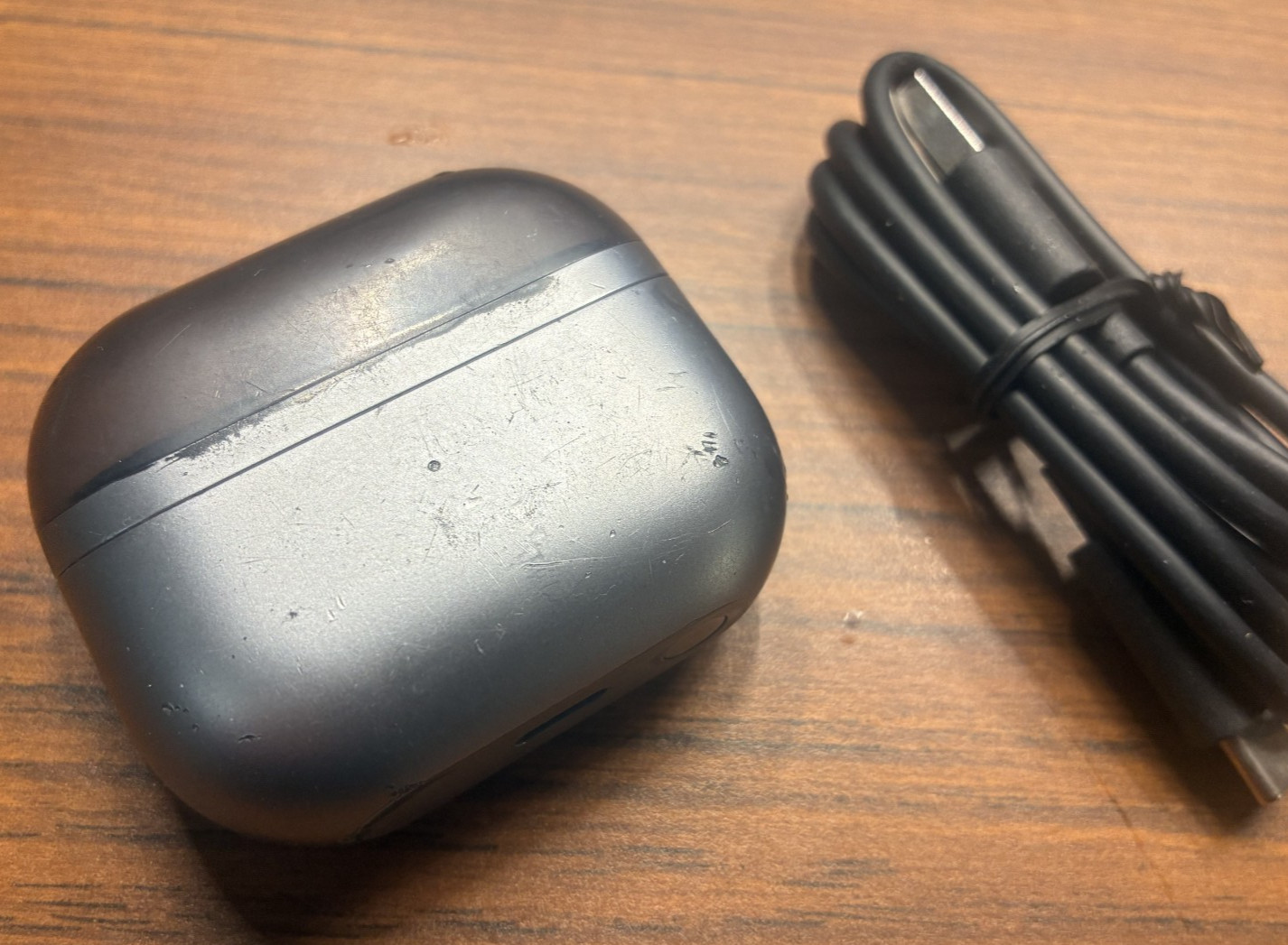 Original Samsung Galaxy Buds 3 Pro SM-R630 CHARGING CASE - FREE CABLE  (USED)
