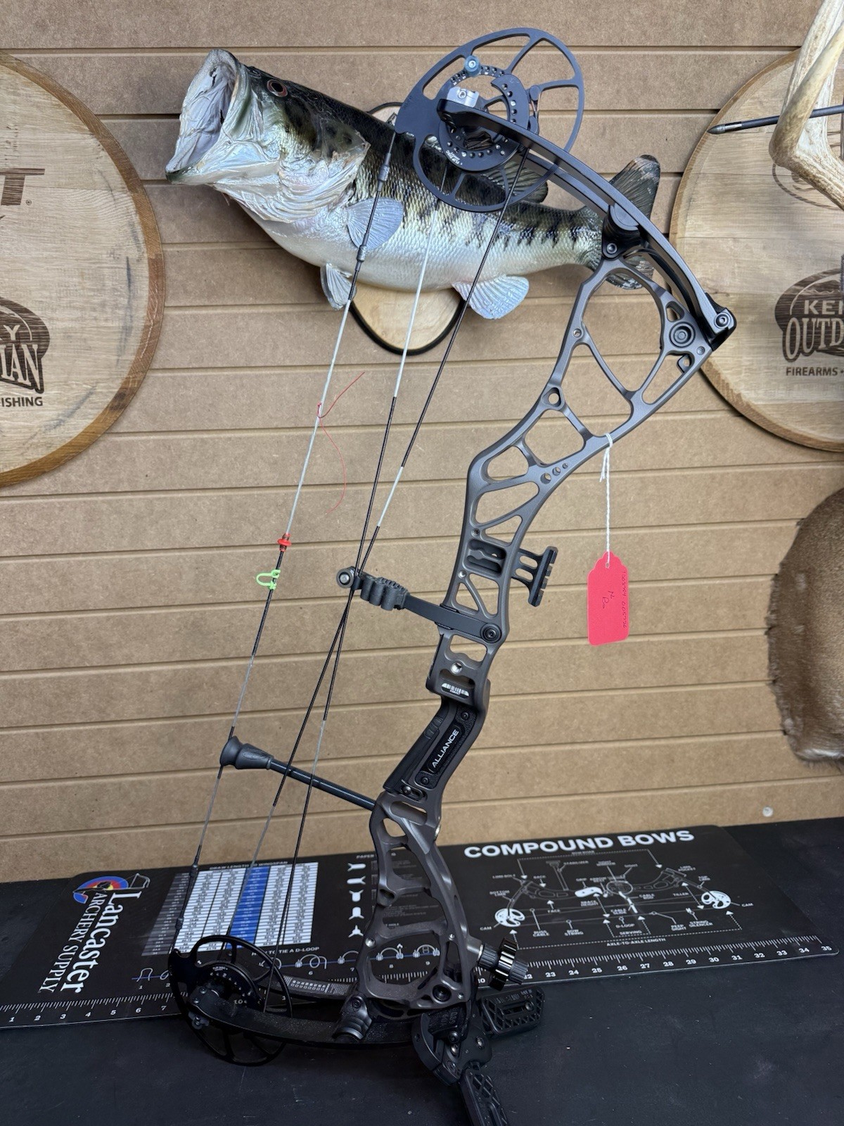 Bowtech Archery 2026 Compound Bow - Alliance 30 - RH - Stealth Grey - #70