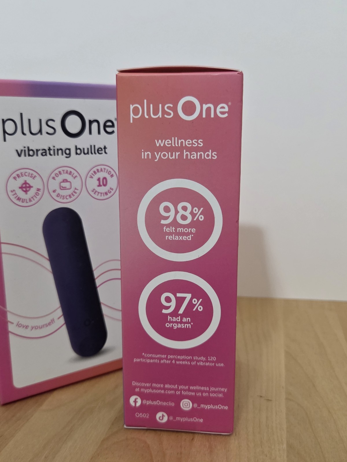 plusOne Vibrating Bullet Soft Touch Massager, 10 Vibration Settings, Waterproof