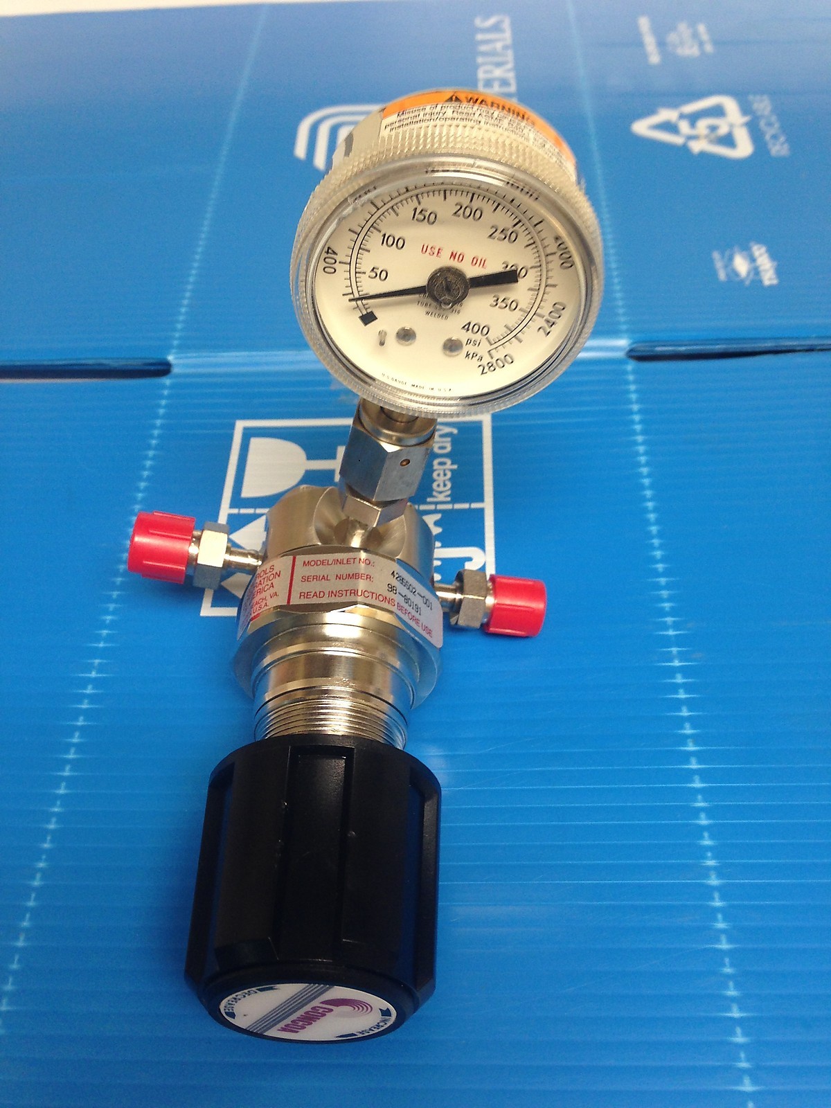4285502-001 Regulator, Controls Corporation of America and Gauge
