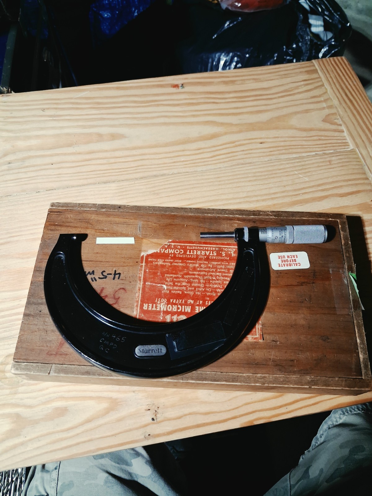 Starrett Outside Micrometer 4-5 in Mechanical 0.001 in w/ Case 436-5