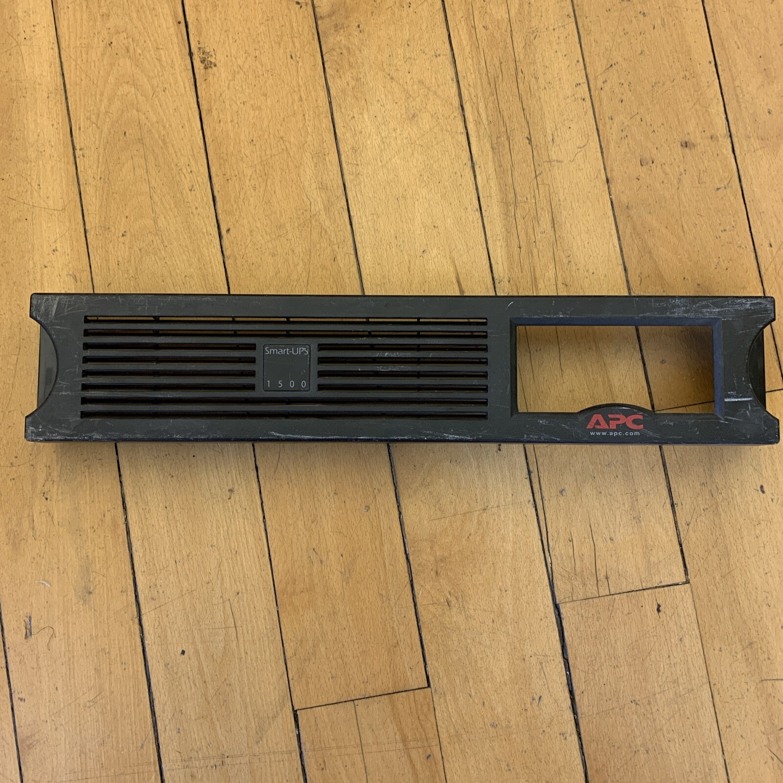 Genuine APC Smart-UPS 3000 1500 Front Faceplate Bezel 870-1101