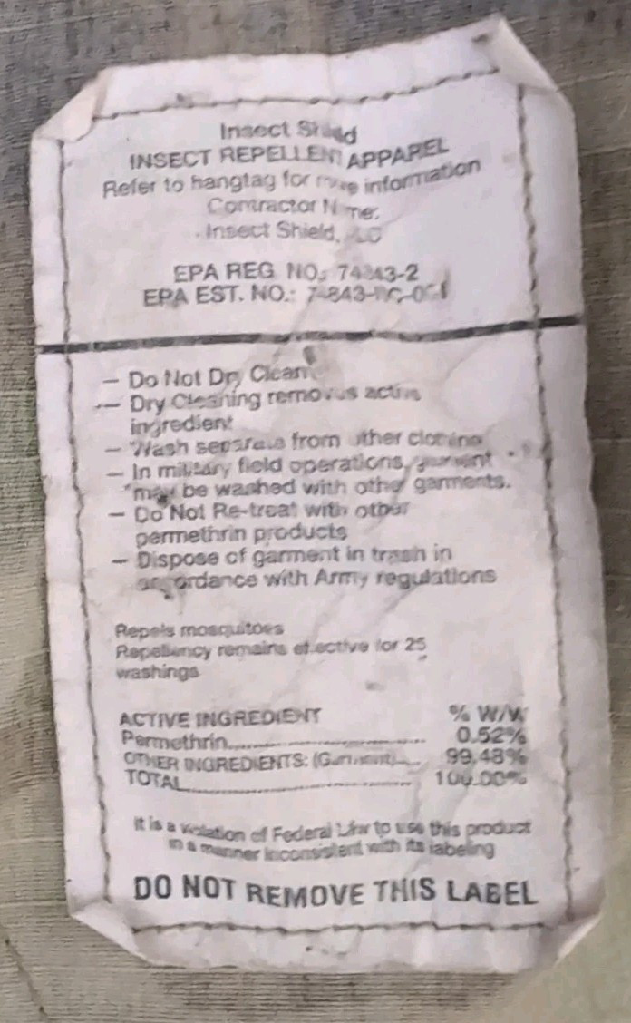 Coat Army Combat Uniform Unisex 8415-01-623-5180 Size Small Regular/ Bug Resist
