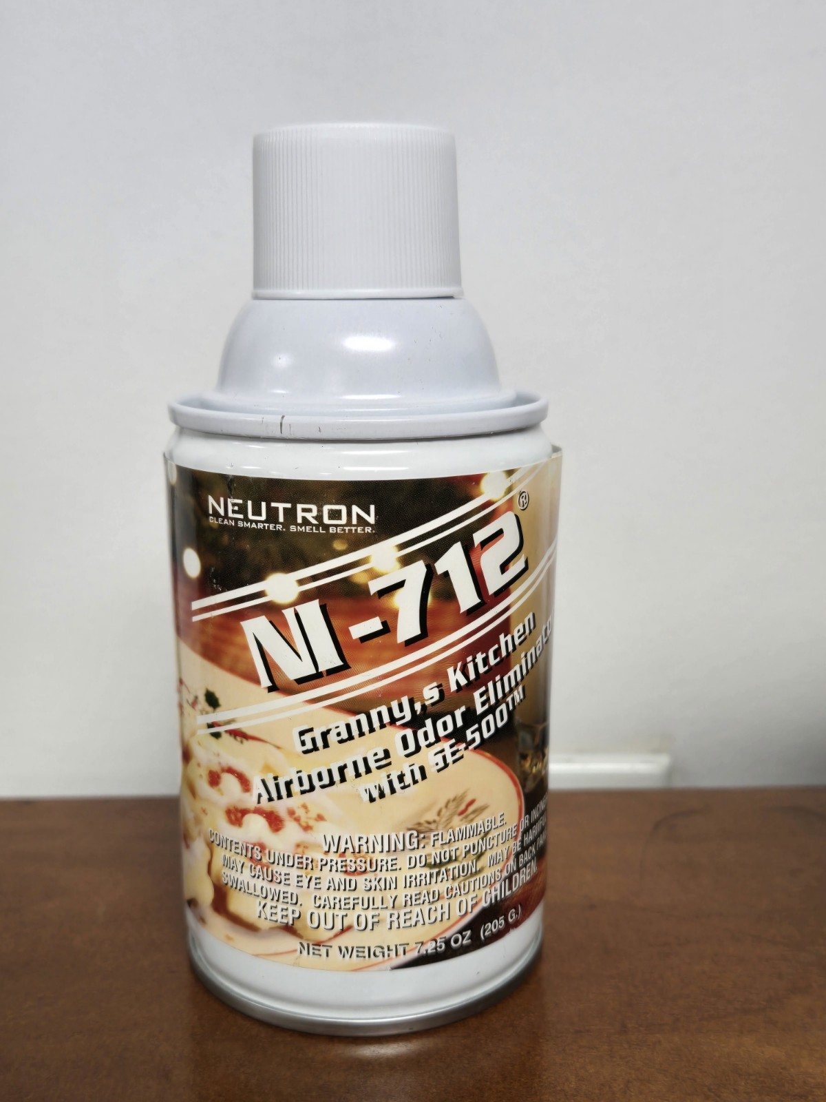 Neutron NI-712 Odor Eliminator, Grannys Kitchen (1) Dispenser