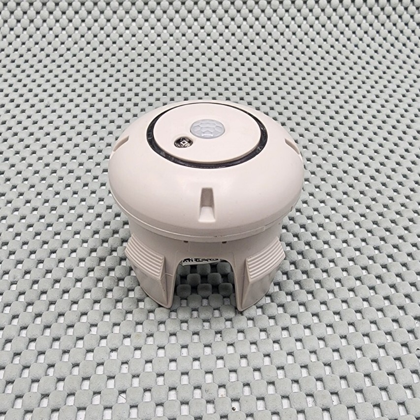 Molex CoreSync Advanced Lighting Sensor Standard White 182089-2000 Low Voltage