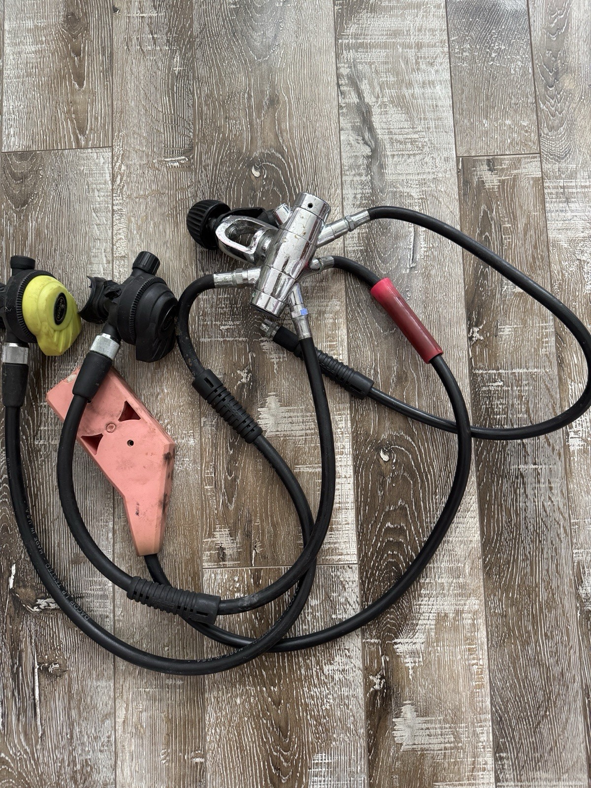 Dacor Aqua-Lung Scuba Diving Regulator Gauge Set