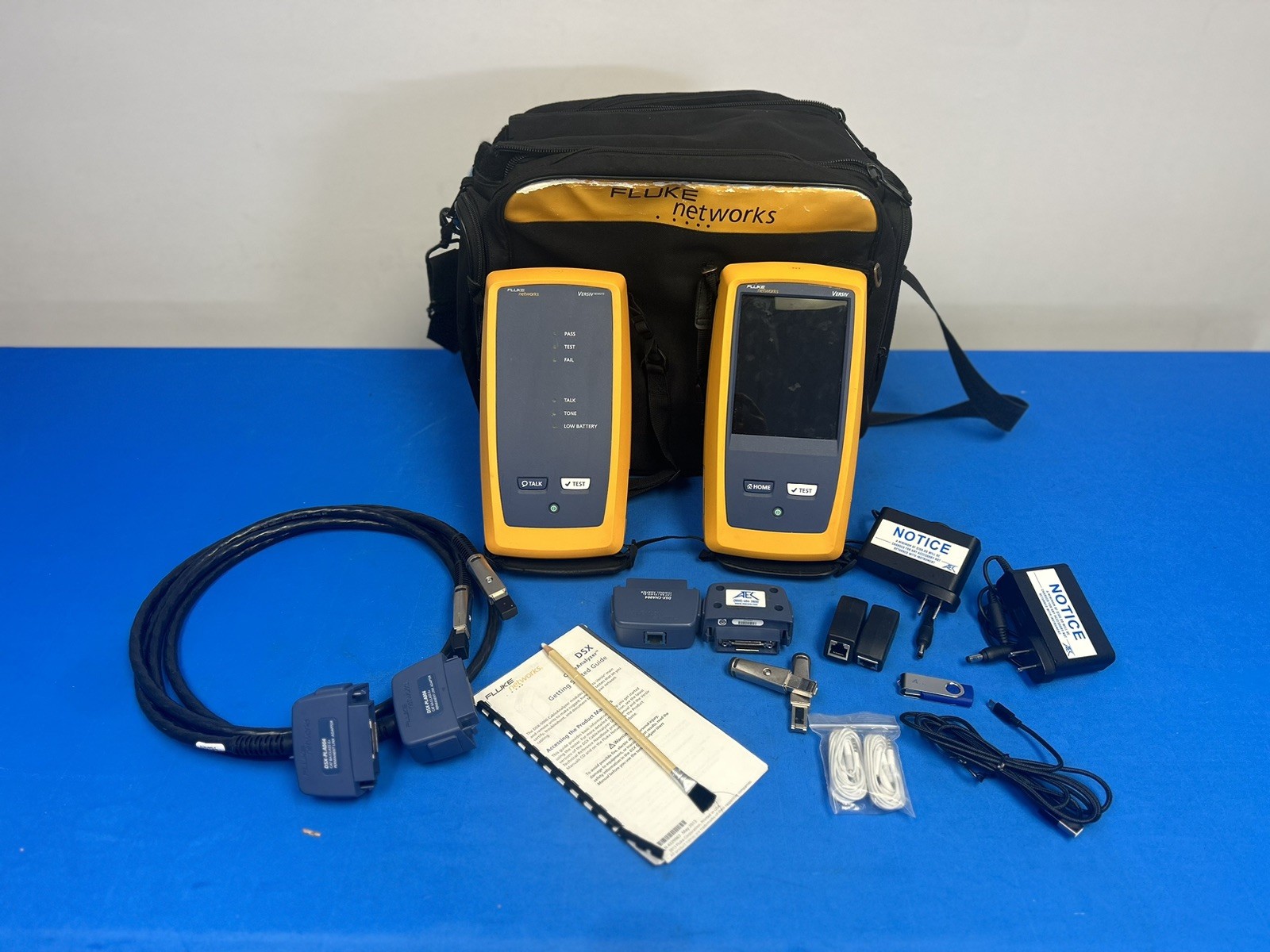 Fluke Networks Versiv DSX-5000 CAT6 Cable Analyzer