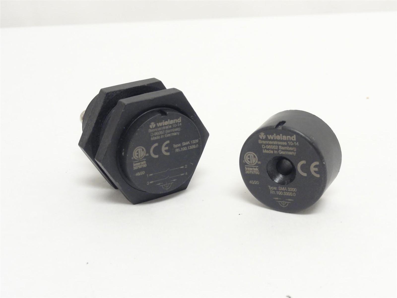 253888 New-No Box; Wieland SIMA-1329 Magnetic Safety Switch; 4-Pin QD