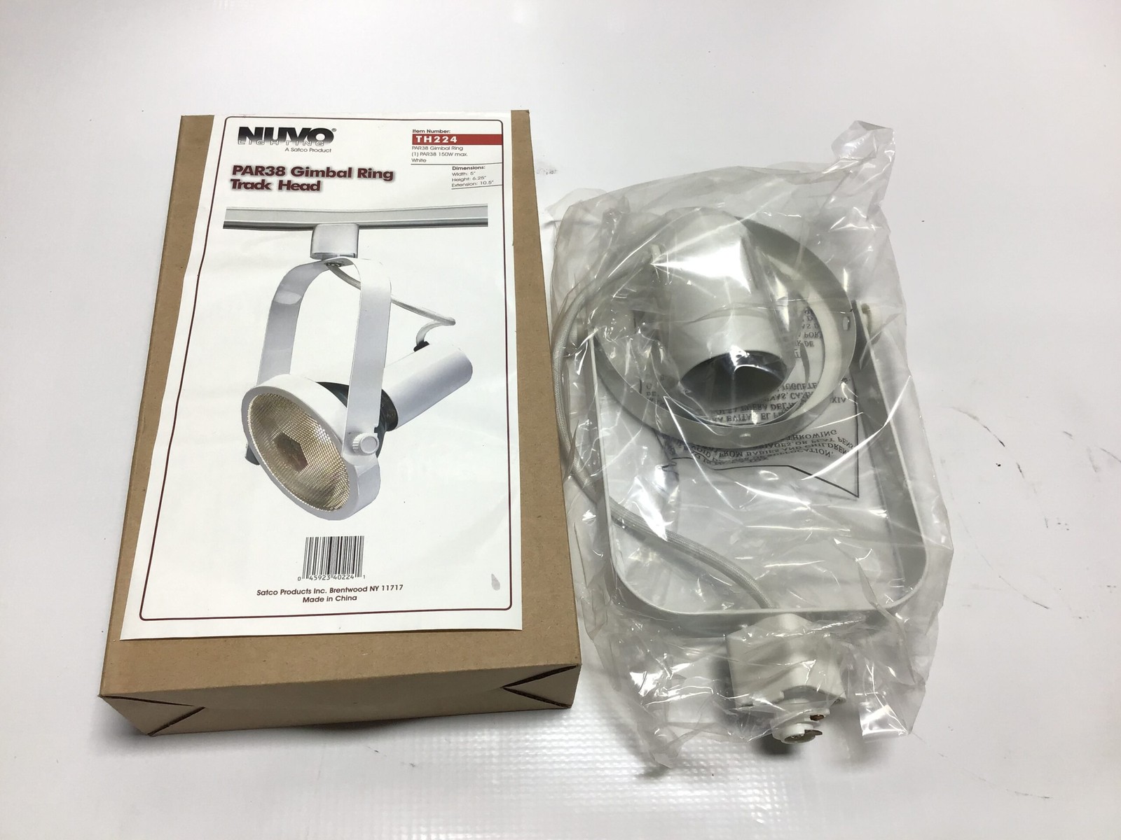 Nuvo Lighting TH224 PAR38 Gimbal Ring Track Head 150W Max