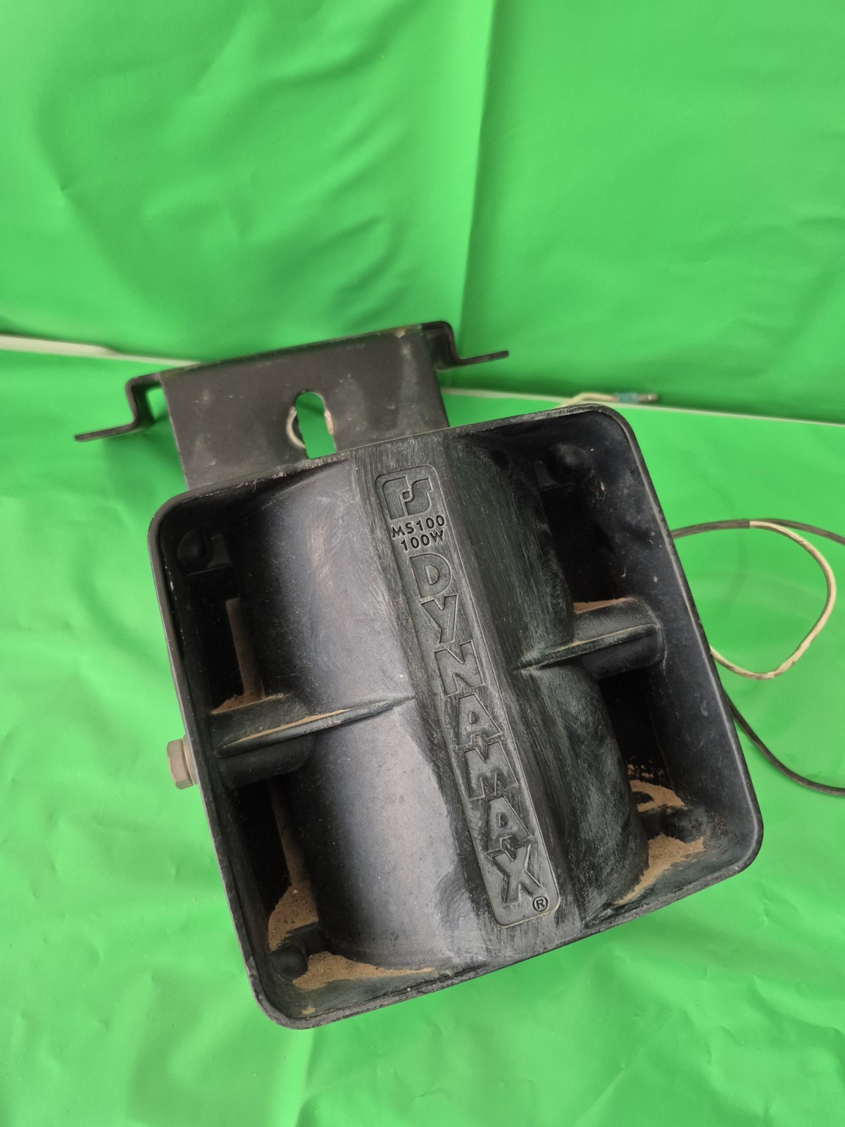 Federal Signal Dynamax 100W  MS100 with Bracket, Loc C2