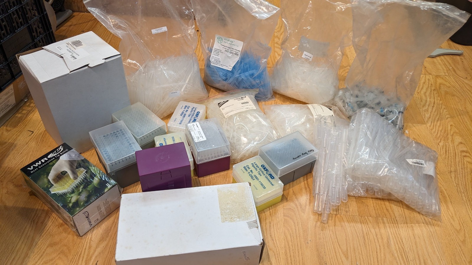 Large Lab Consumables Lot VWR Matrix Oxford USA Scientific Pipette Tips Syringes