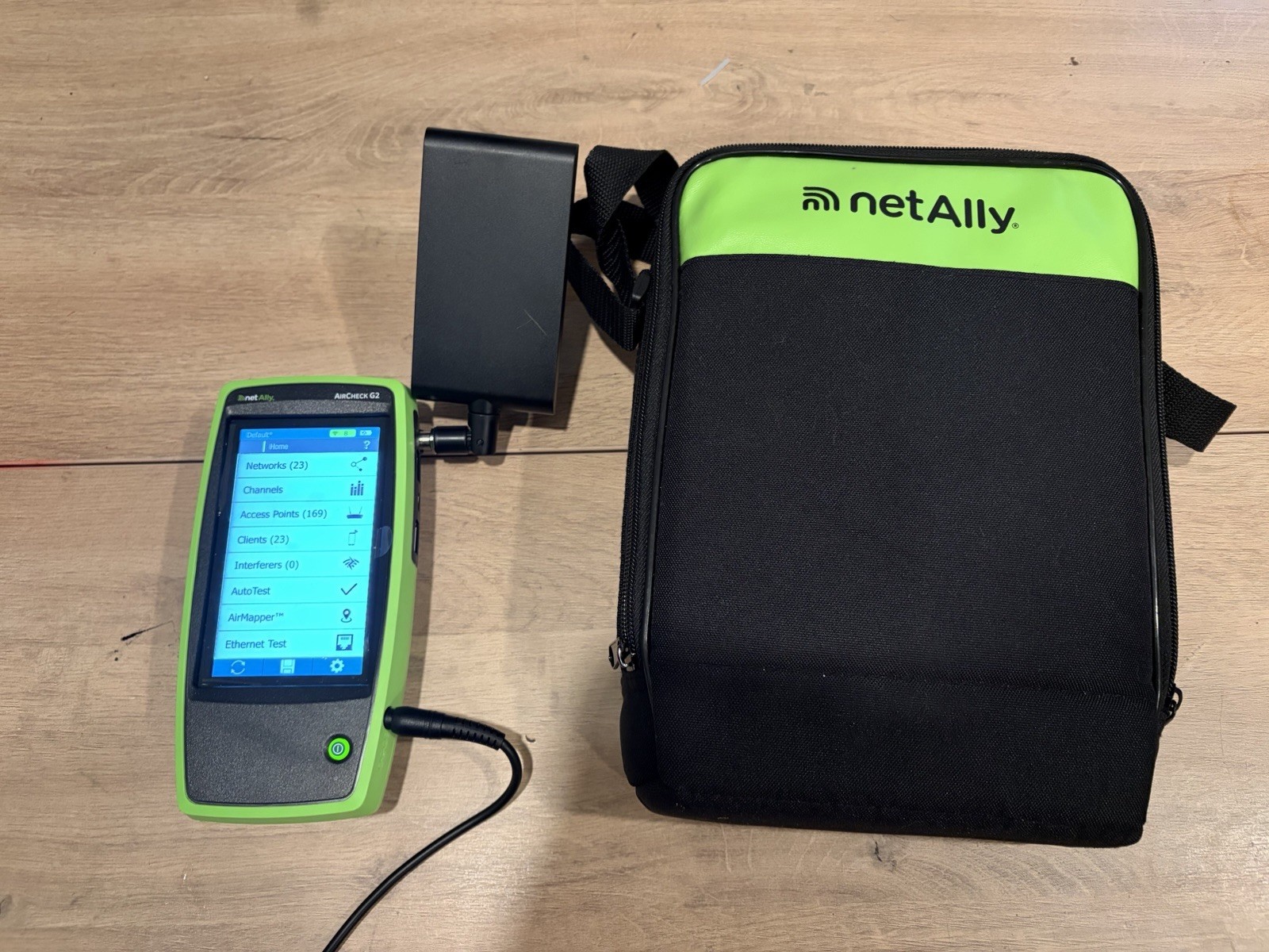 NETSCOUT AIRCHECK G2 KIT W/ ACCESSORIES  Fluke Networks FREE SHIPPING