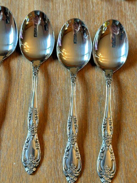 Oneida Profile Galveston Stainless Flatware 30 piece Set with original boxes