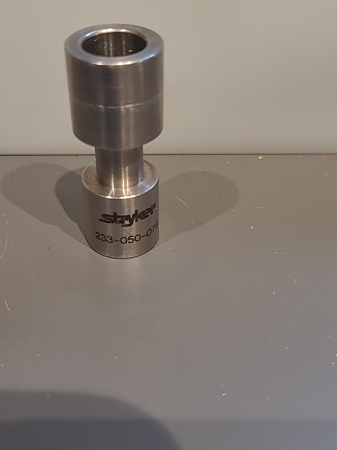 Stryker Light Source Adaptor