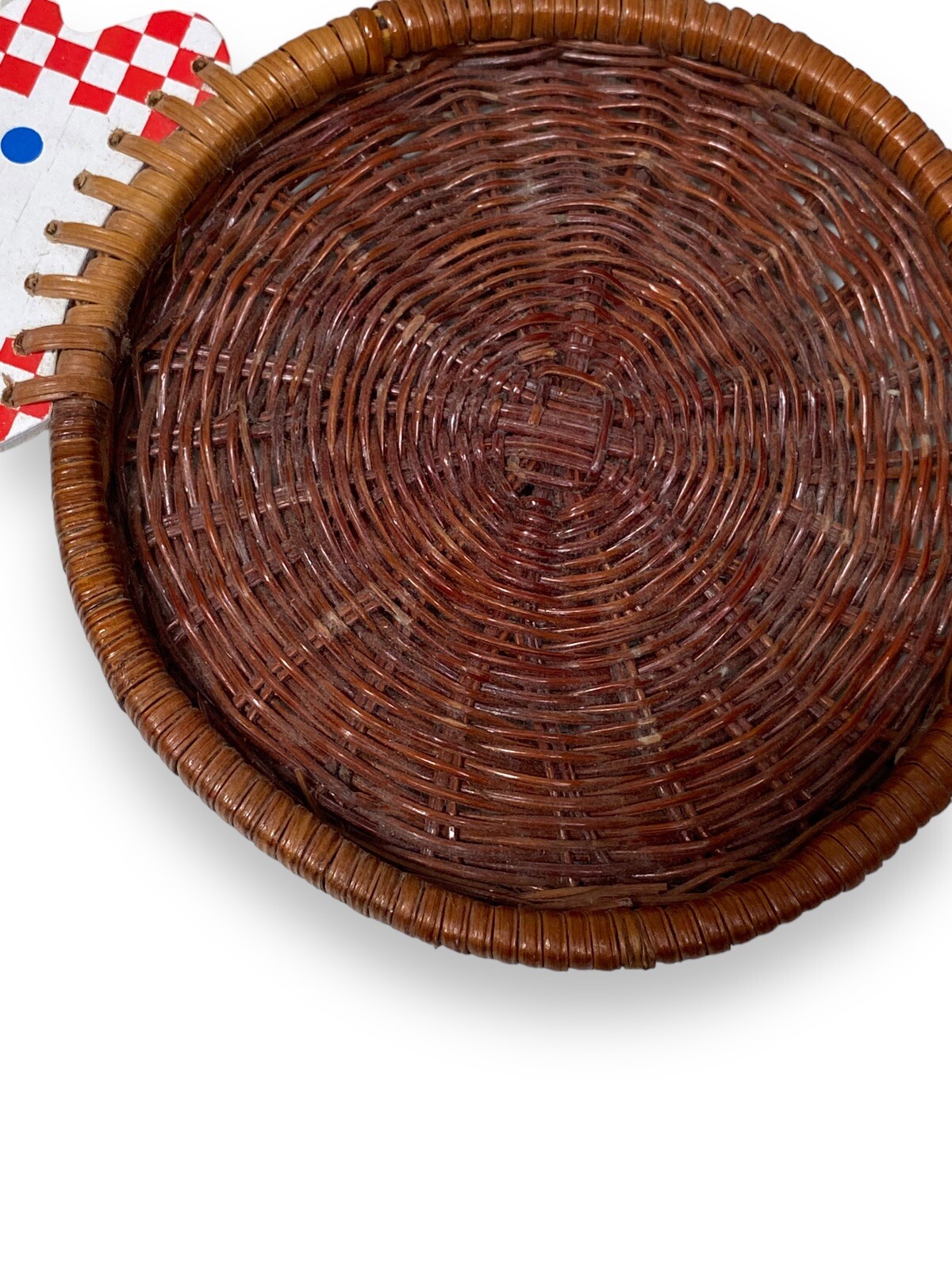 Chicken Shaped Wicker Basket Coaster?