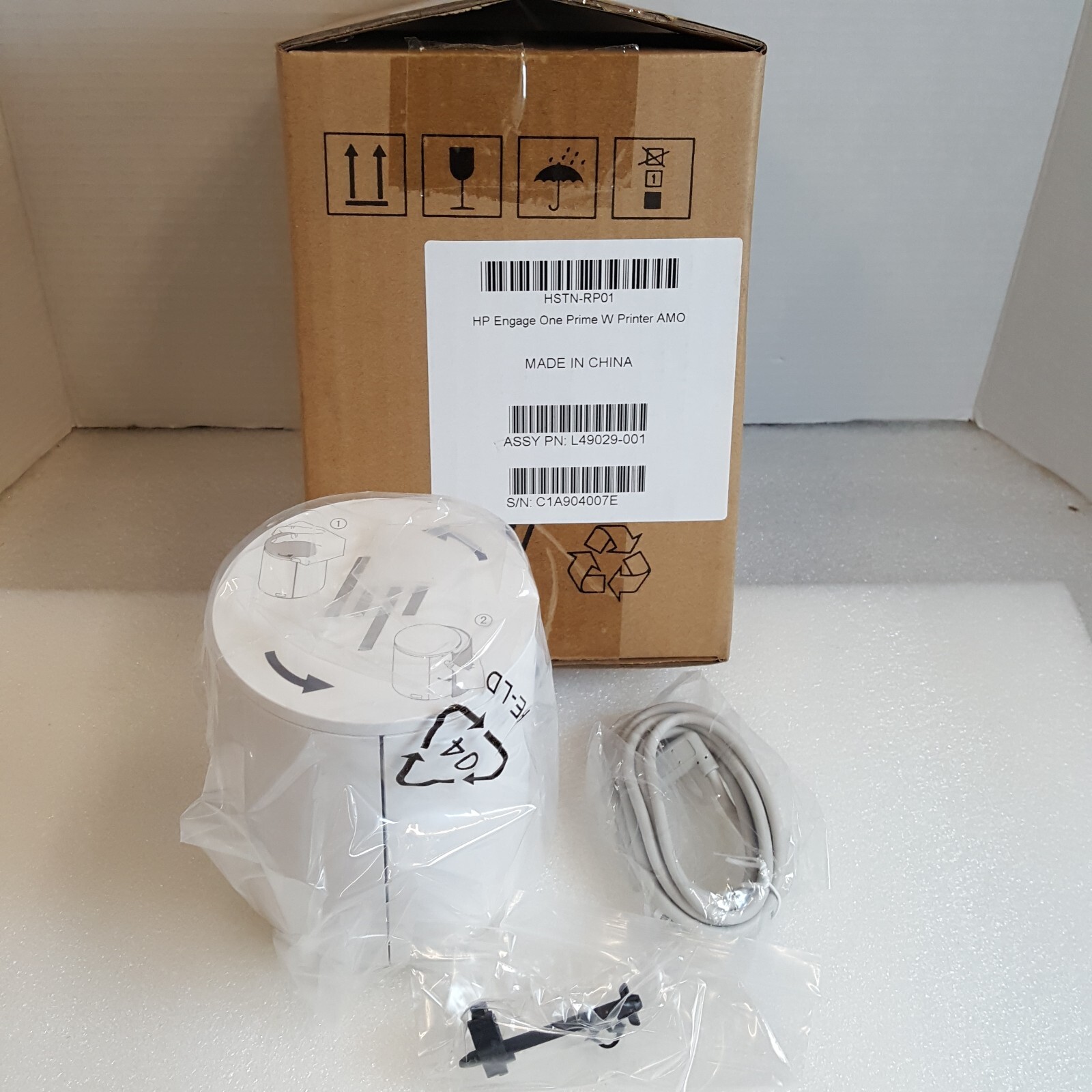HP HSTN-RP01 Engage One Prine W printer AMO , L49029-003