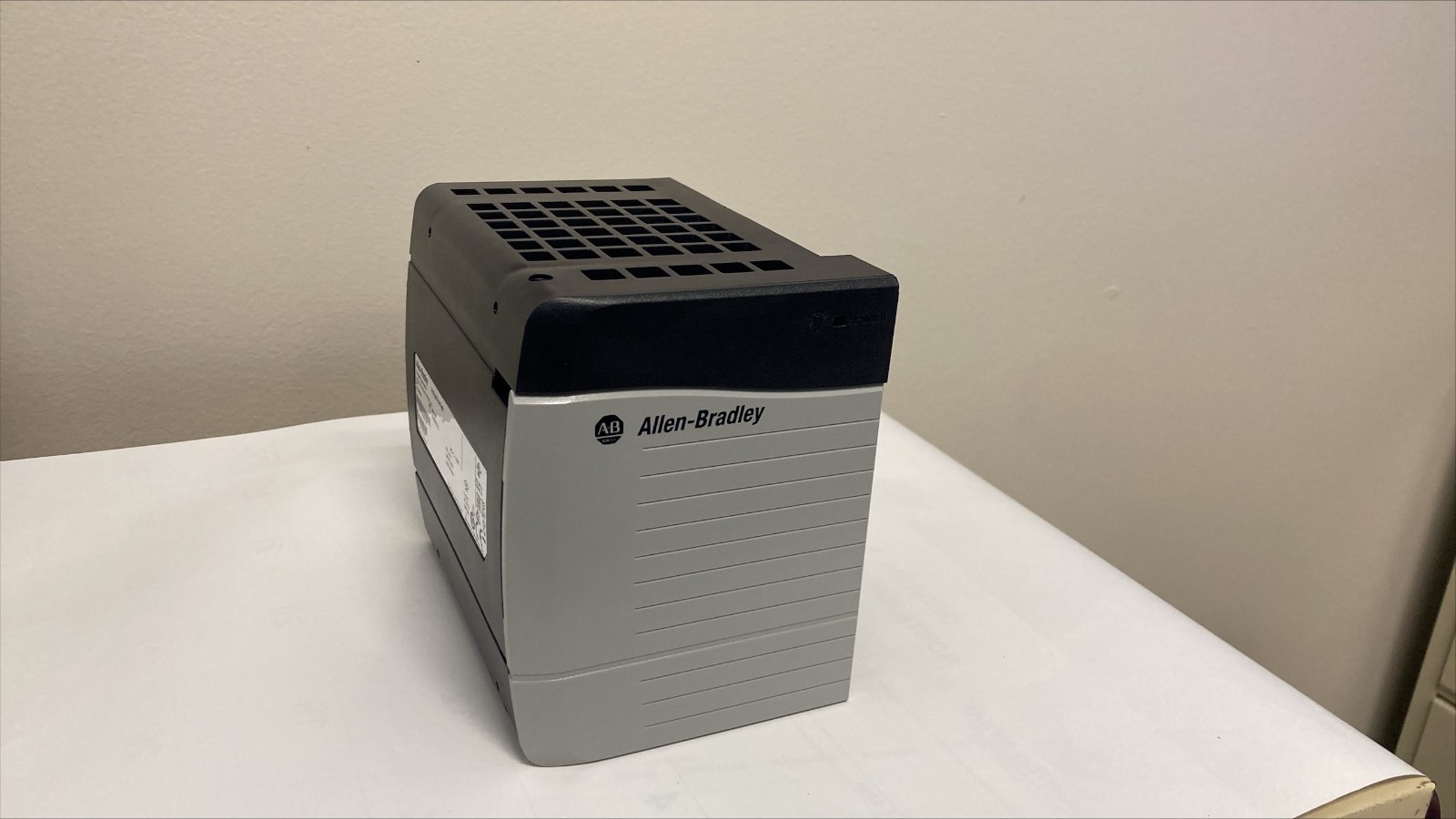 Allen-Bradley 1756-PA72 ControlLogix AC Power Supply TESTED WORKING