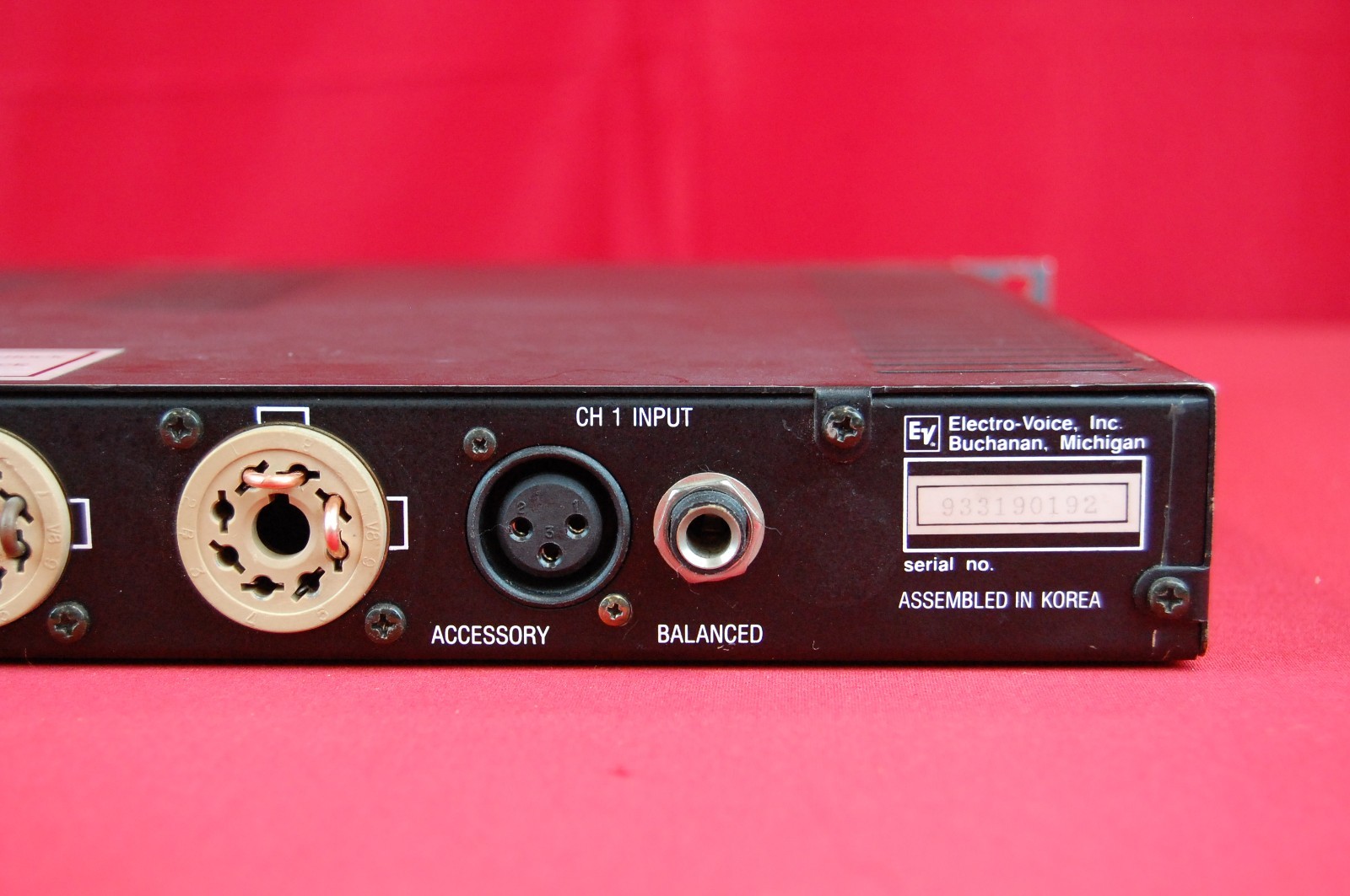 ELECTRO VOICE EV7100 STEREO POWER AMPLIFIER
