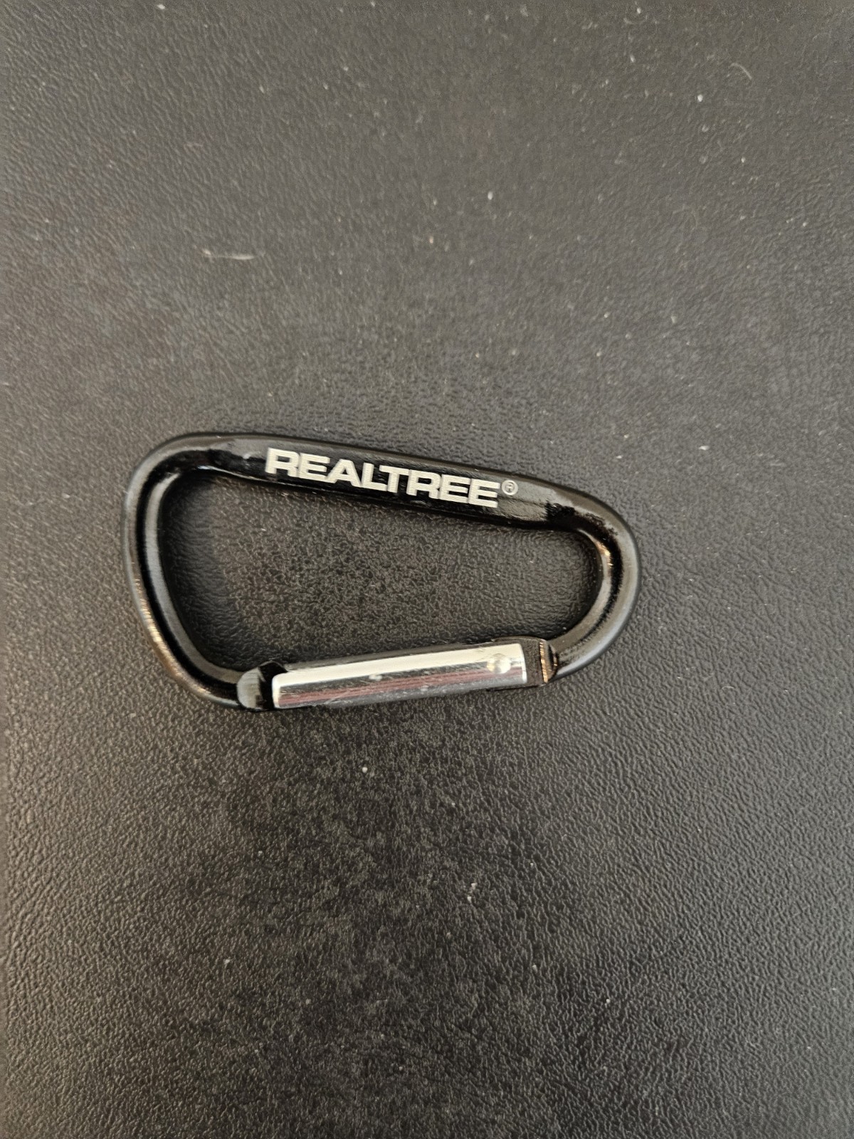 Realtree Carabiner Real Tree Hook Latch