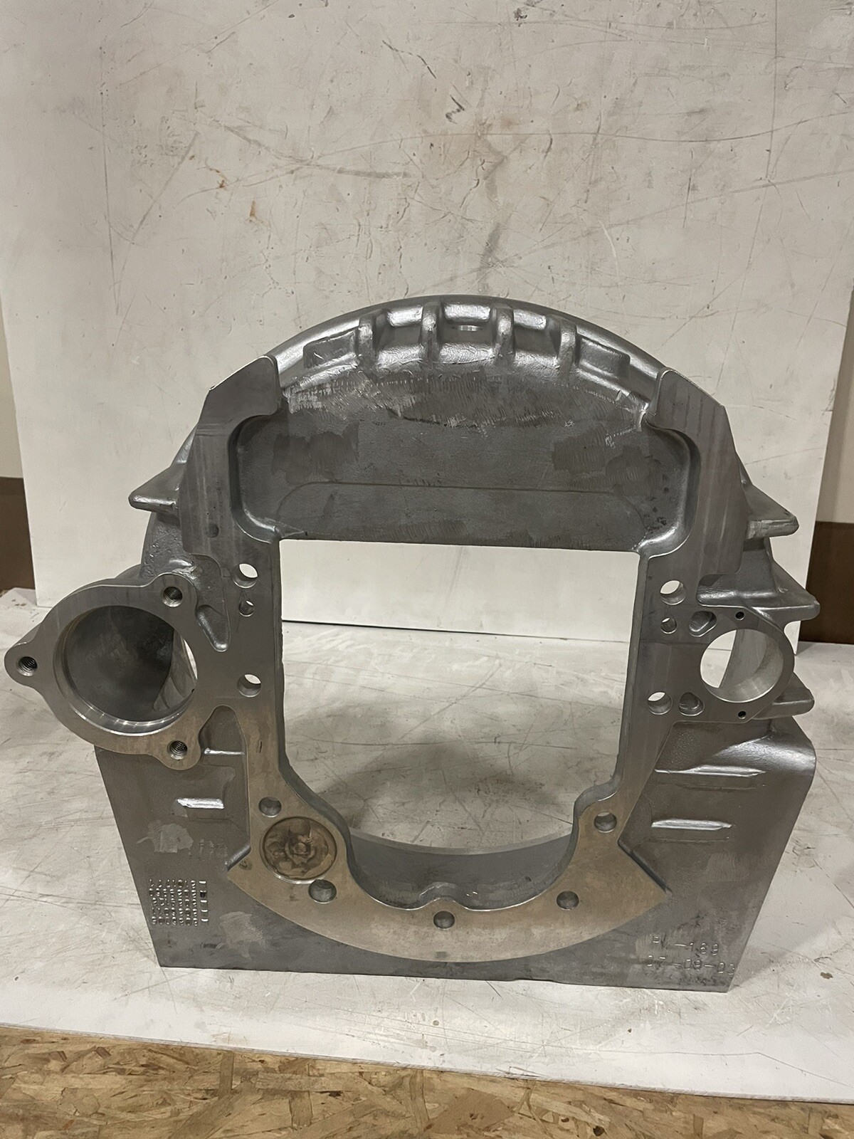 New Cummins HOUSING,FLYWHEEL 3039960