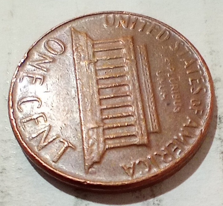 1978 D Cent Coin Stretched IN Error Touching Rim Obverse