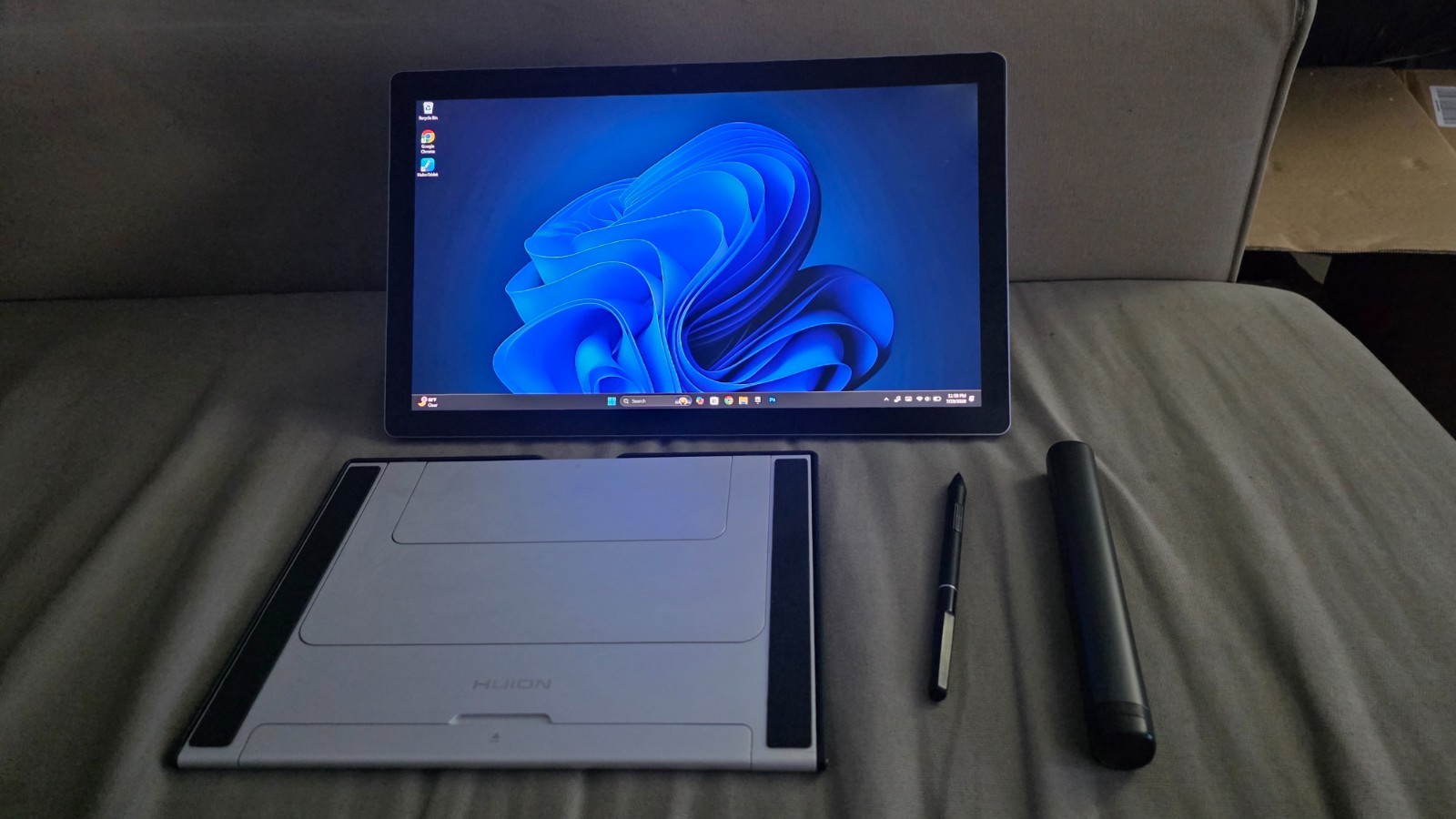 HUION Kamvas Studio 16 Pen Computer 15.8“ Drawing Tablet 2.5KQHD Touch PC Laptop