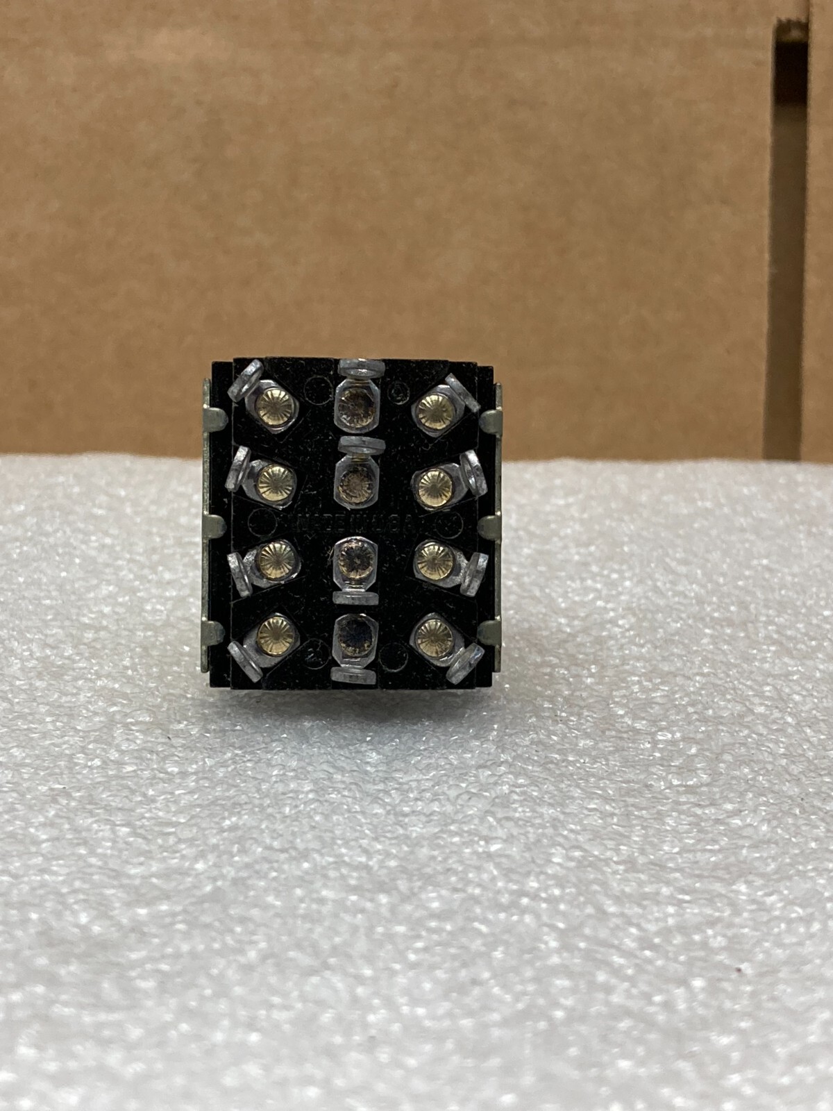 CUTLER HAMMER TOGGLE SWITCH 7663K5 NEW