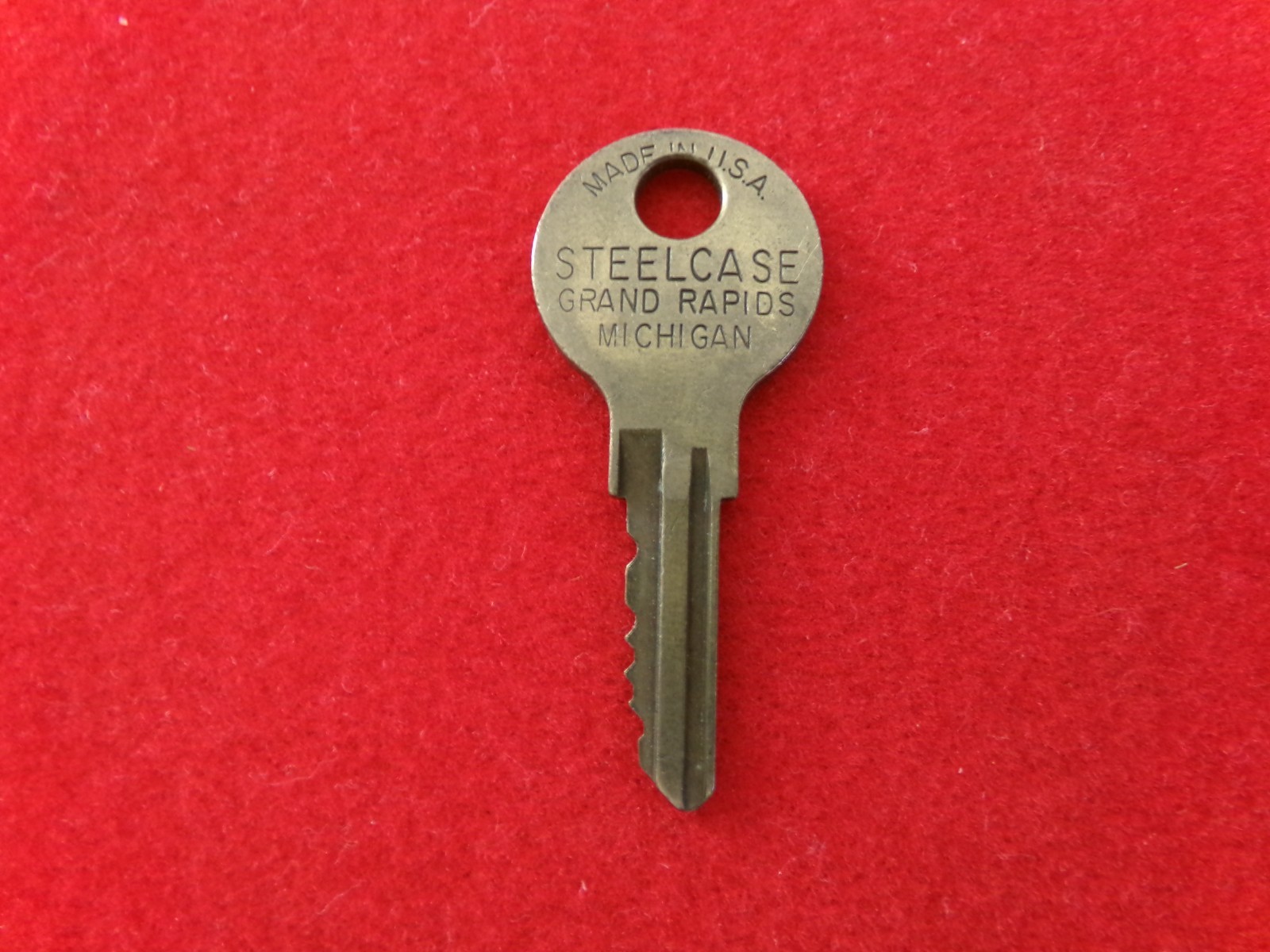 Original Steelcase Office Furniture / Cabinet Key / FR 405 / USA