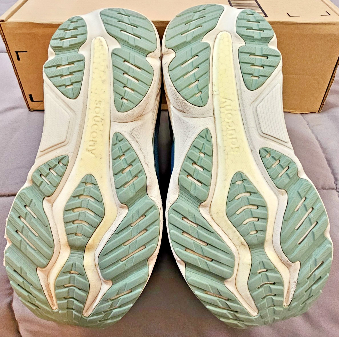 Saucony® (Men's 8.5 WIDE) Hurricane™ 25 Running Shoes in Dusk/Iceberg - $170