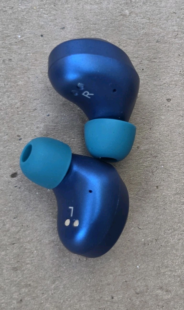 Raycon E25 The Everyday True Wireless Earbuds Only - Blue.