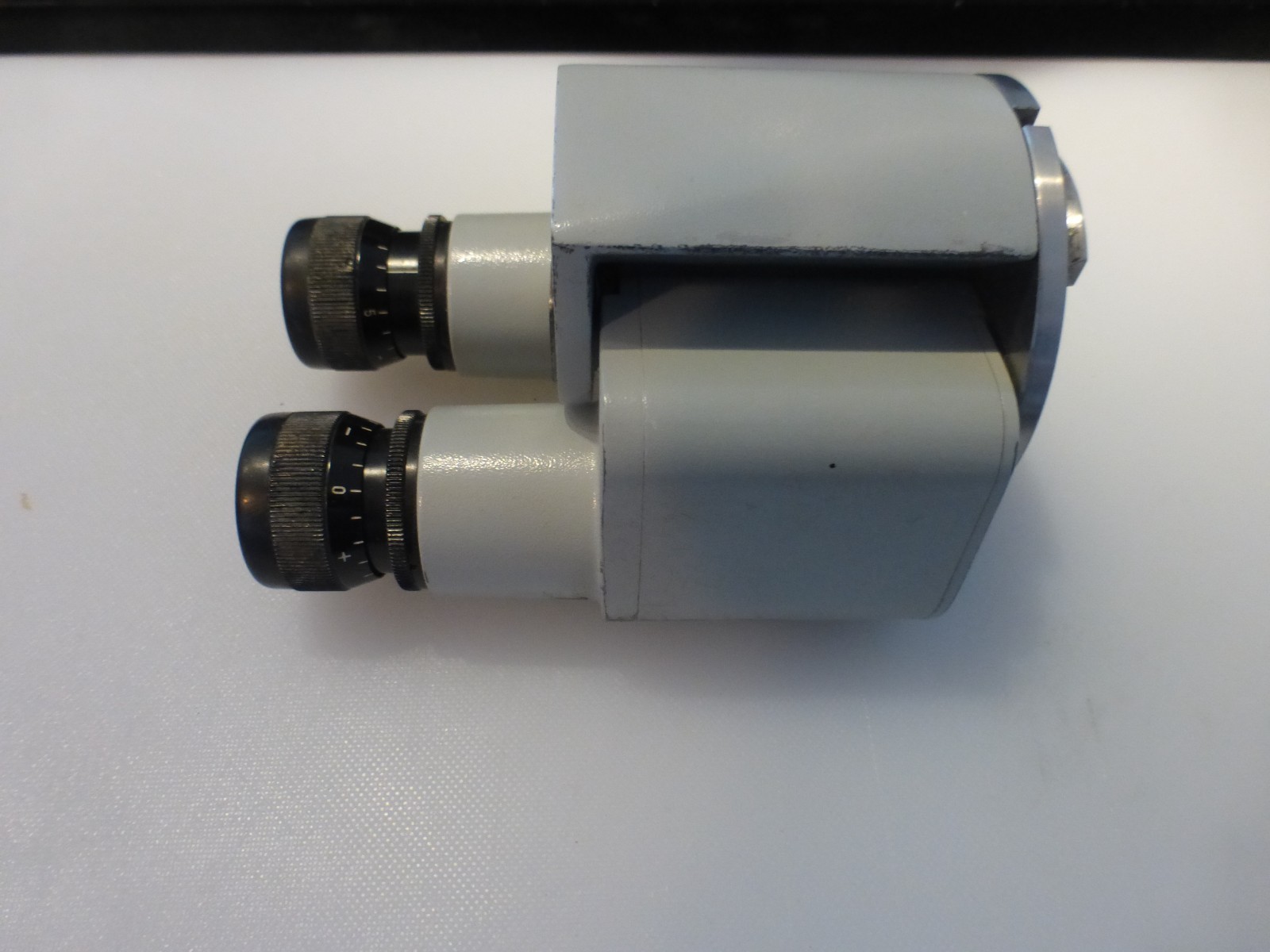 ZEISS f160 BINOCULAR WITH 20x EYEPIECES