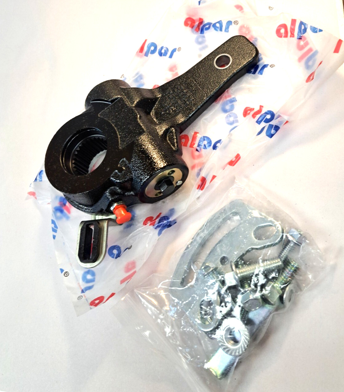 ALPAR H-26611 AUTOMATIC SLACK ADJUSTER 1.5" 28 SPLINE 5.5"