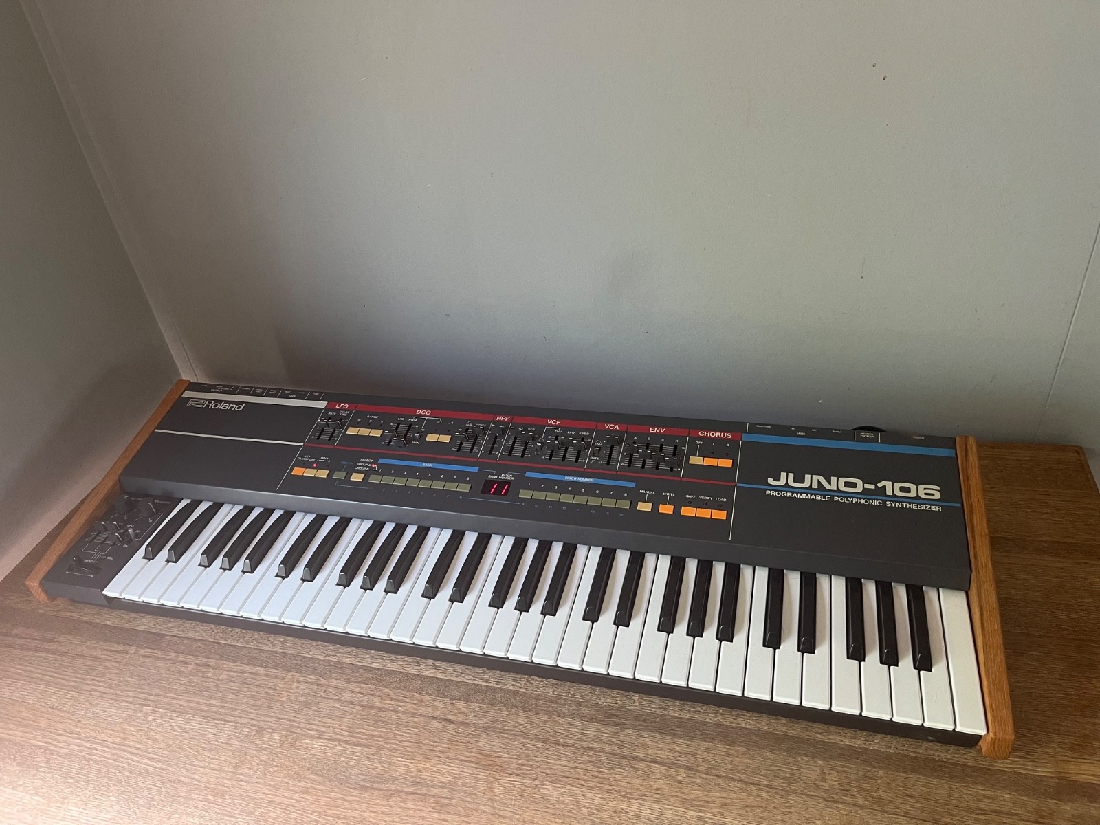 Roland Juno-106 Six-Voice Polyphonic and Programmable Analog Synthesizer