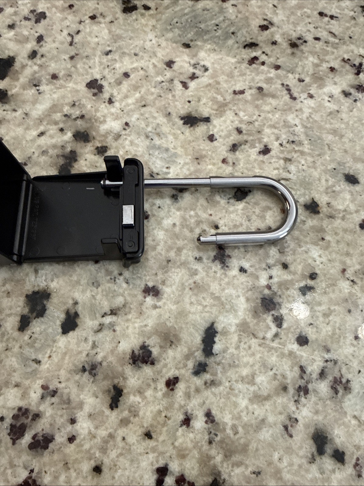 Realtor lock key box 4 digit combination